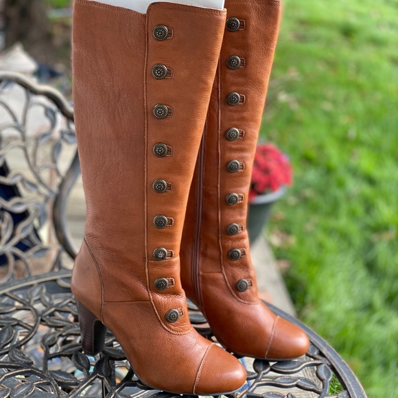 Miz Mooz Shoes - Miz Mooz Fox tall riding boot w/buttons, Sz. 8.5